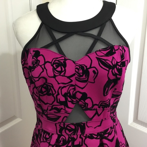 En Focus Studio Fuchsia Party Dress Size 8 - Picture 5 of 8